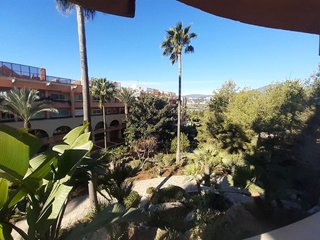 Oficina en alquiler en Los Naranjos - Las Brisas en Marbella