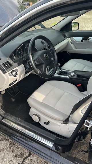 Mercedes-Benz Clase C220 2010