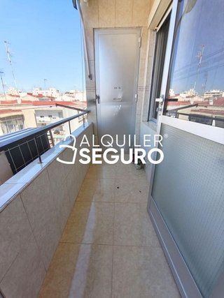 Piso en alquiler en Pla de Bon Repós en Alicante