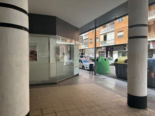 Local comercial en venta en Plaça Eliptica-Republica Argentina-Germanies en Gandia