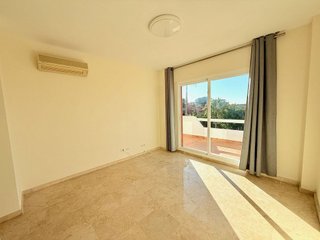 Piso en alquiler en Elviria en Marbella