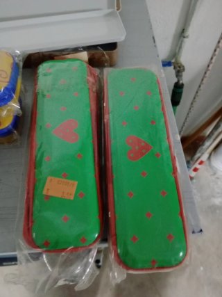 Estuches Lata Años 80 Nuevos