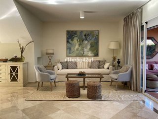 Casa adosada en alquiler en Lomas de Marbella Club - Puente Romano en Marbella