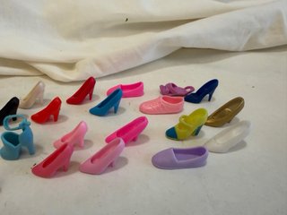 Scarpe Barbie Sfalsate (Lotto)