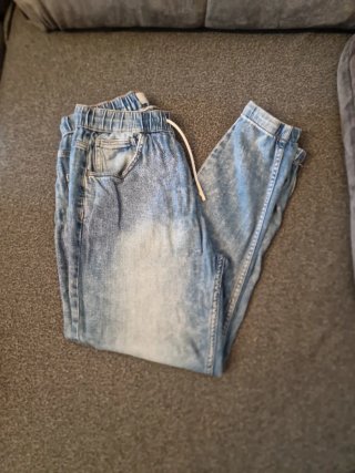 Pantalones vaqueros Bershka