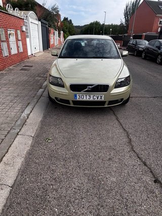 Volvo S40 2004