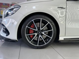Mercedes-Benz Clase A Mercedes-AMG A 45 4MATIC