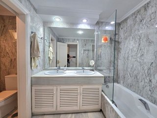 Piso en alquiler en Playa Bajadilla - Puertos en Marbella