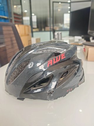 LOTE DE 27 CASCOS PARA BICI Y PATINETE
