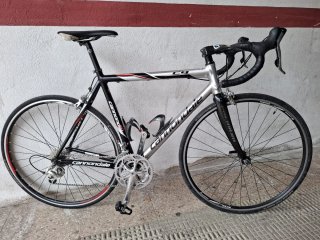 Bicicleta Cannondale CAAD10 Ultegra Triple