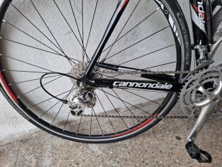 Bicicleta Cannondale CAAD10 Ultegra Triple