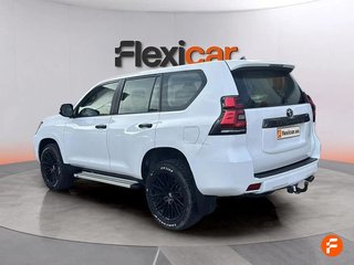 Toyota Land Cruiser 2.8 D-4D GX 7 Plazas