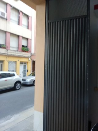 Puertas de garaje o almacén