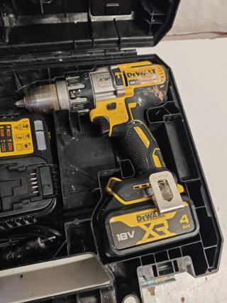 Taladro Dewalt DCD996P2 + 2 Baterías