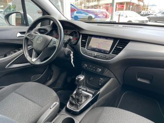 Opel Crossland X 2017