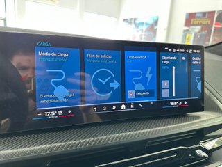 BMW XM XM 50e 350 kW (476 CV)