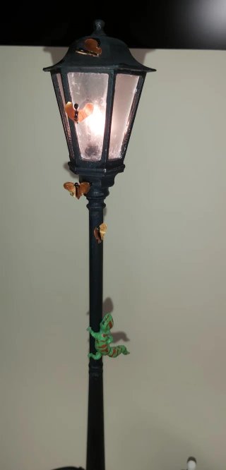 Figura Tintín y Milú con farola