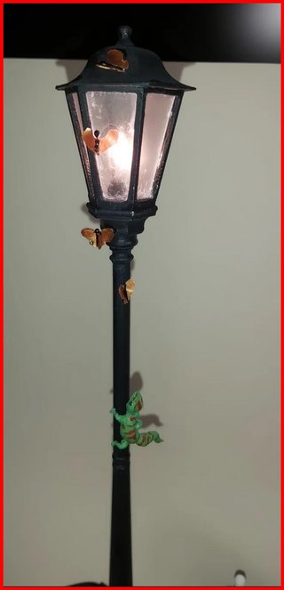 Figura Tintín y Milú con farola