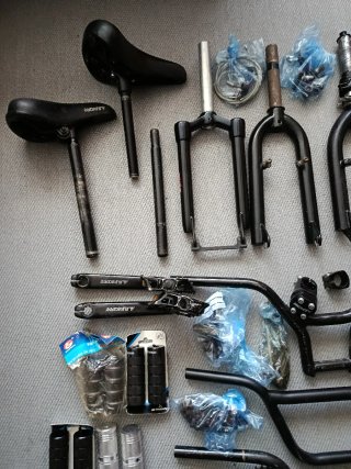 Recambios y piezas Monty para BMX