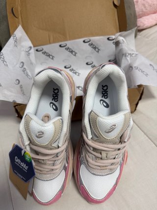 Zapatillas Asics Gel NYC Beige/Rosa