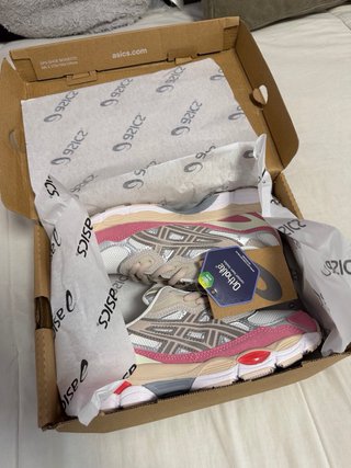 Zapatillas Asics Gel NYC Beige/Rosa