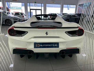 Ferrari 488 Spider DCT
