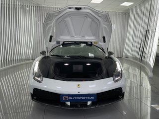 Ferrari 488 Spider DCT