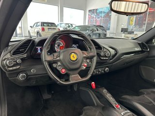 Ferrari 488 Spider DCT