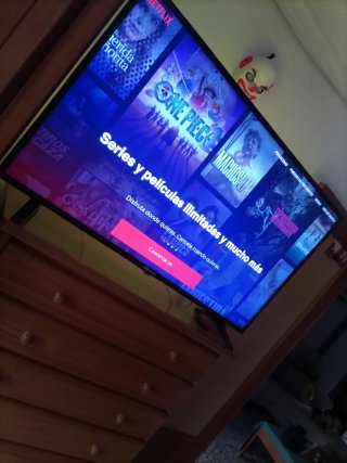 TELEVISIÓN TD SYSTEMS - Smart TV / 55'