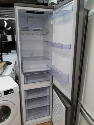 Oferta pack Nevera marca BEKO altura 2 metro.