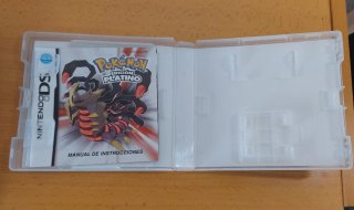 Scatola e manuali Pokémon Platino per Nintendo DS