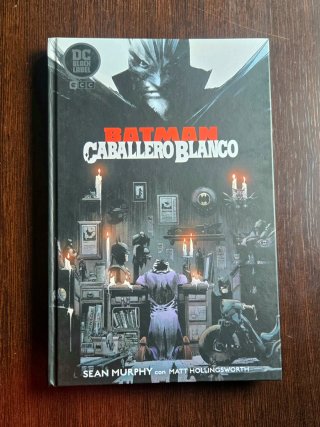Batman Caballero Blanco. S Murphy. DC Black Label