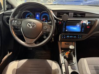 Toyota Auris 2015