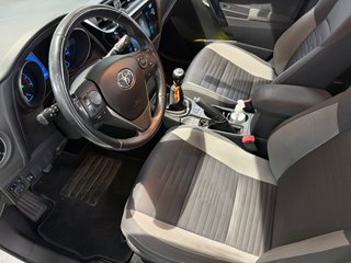 Toyota Auris 2015