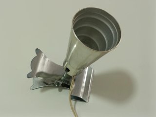 Lamparita pinza metálica plata