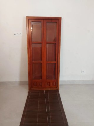 2 Ventanas con Persianas de Madera