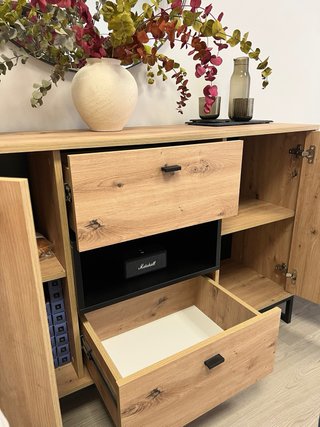 Cómoda Nórdica Madera y Metal