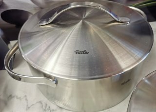 NUEVA. Olla Cacerola Fissler 24cm Acero Inoxidable