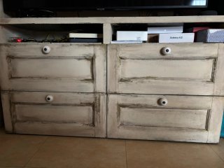 Mueble vitrina + mueble TV + mesa auxiliar