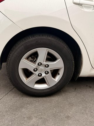 Llantas Toyota Auris Hybrid 2012