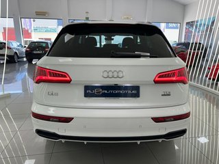 AUDI Q5 Black line 40 TDI 140kW quattro S tronic