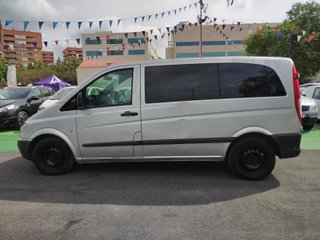 Mercedes-Benz Vito 111 CDI Combi Larga