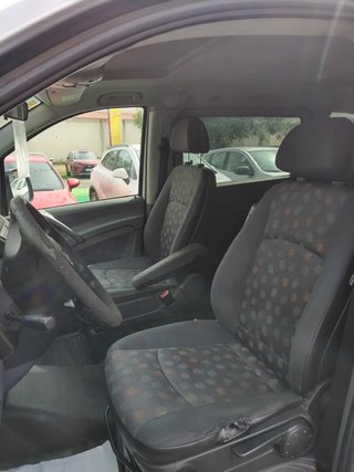 Mercedes-Benz Vito 111 CDI Combi Larga