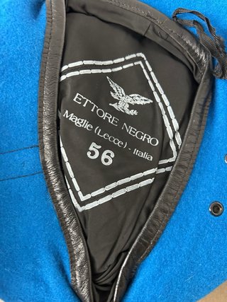 Divisa Militare Ufficiale Elegante