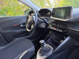 Peugeot 208 PureTech 5P Active Pack 2021