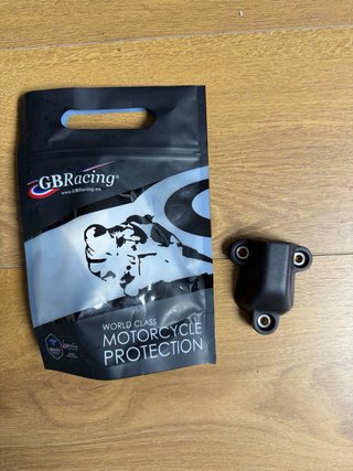 Tapas motor BMW GBRacing