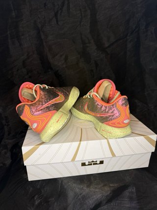 Nike LeBron XXI “Ember Glow Elemental Gold”