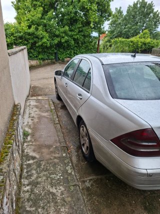 Mercedes-Benz Clase C 2003