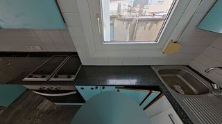 Piso en venta en El Raval en Barcelona