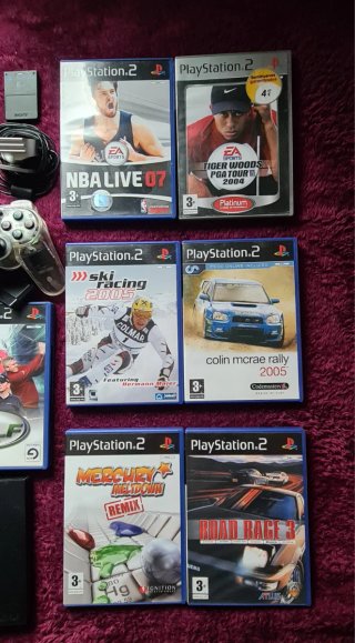 PlayStation 2 Slim Nera